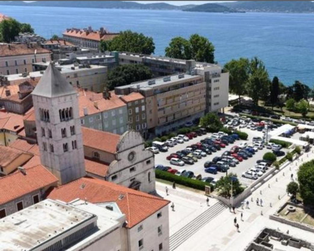 Cozy Old Town Apartment Zadar Buitenkant foto