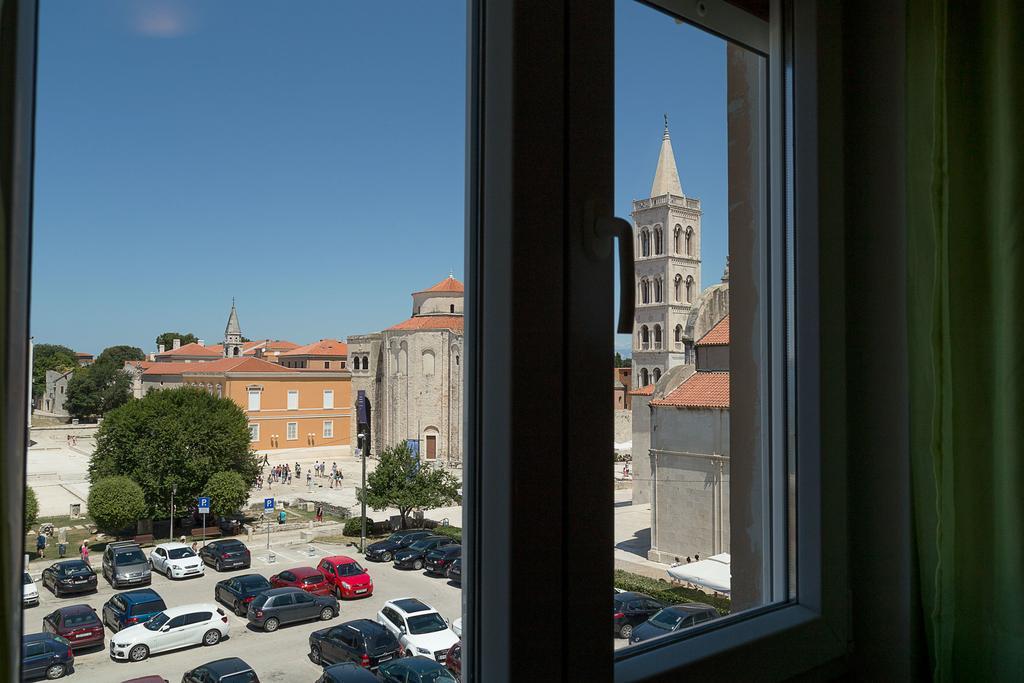Cozy Old Town Apartment Zadar Buitenkant foto